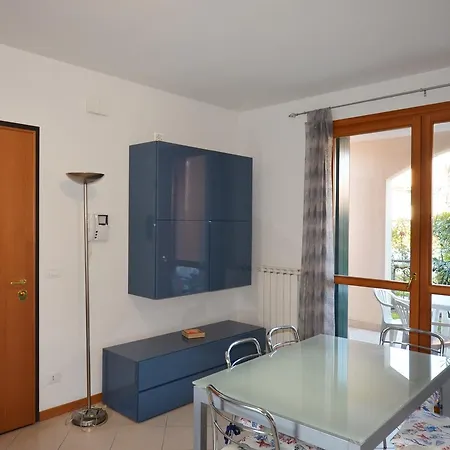 Apartment Magica Immobiliare - Milano Dune 33 *