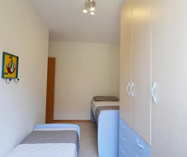 Magica Immobiliare - Milano Dune 33 *